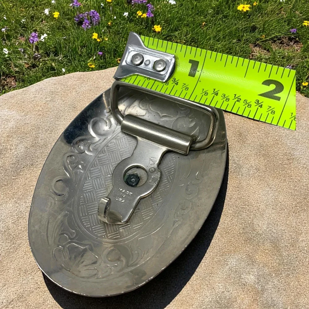 Vintage 1980's Etched Oval with Saddle Silver Tone Belt Buckle Cowgirl Western